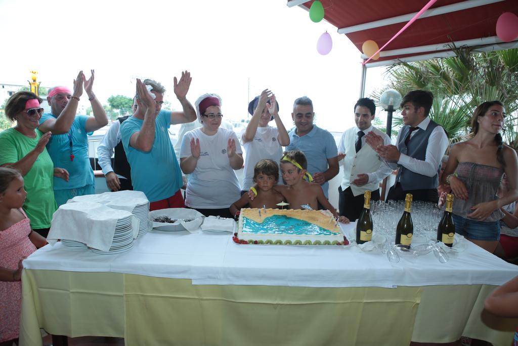 Hotel Miramare Cirò Marina المظهر الخارجي الصورة