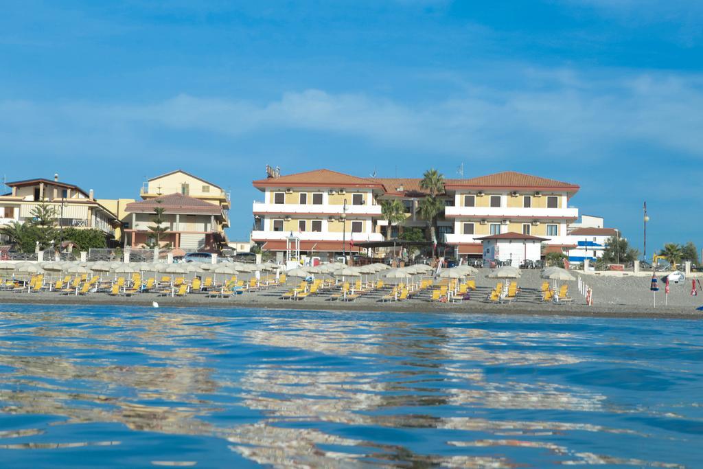Hotel Miramare Cirò Marina المظهر الخارجي الصورة