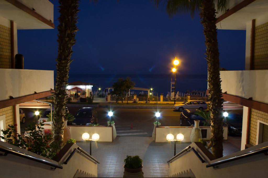 Hotel Miramare Cirò Marina المظهر الخارجي الصورة