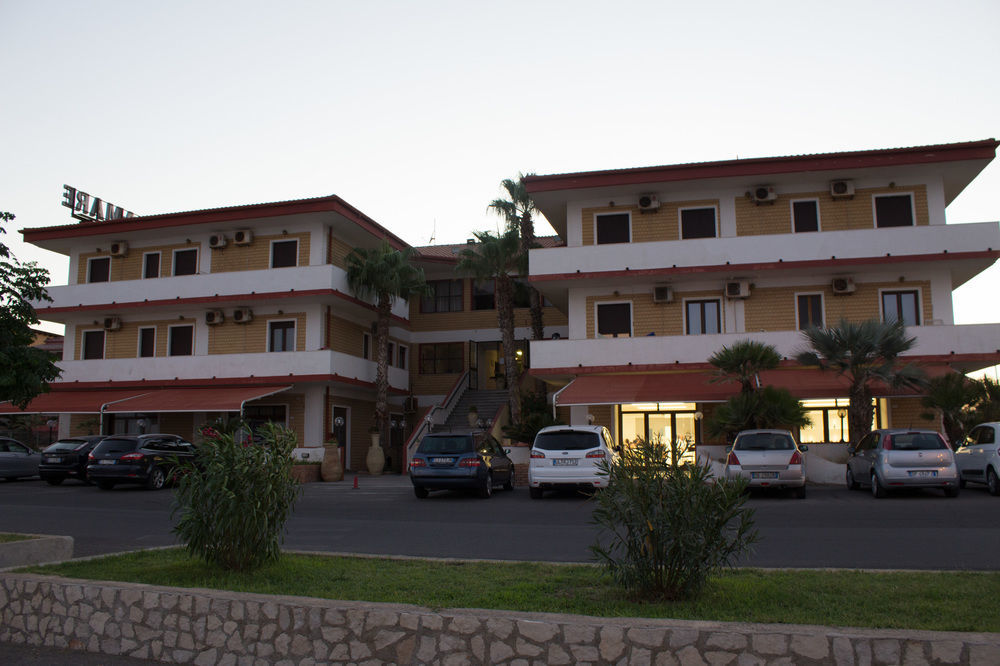 Hotel Miramare Cirò Marina المظهر الخارجي الصورة