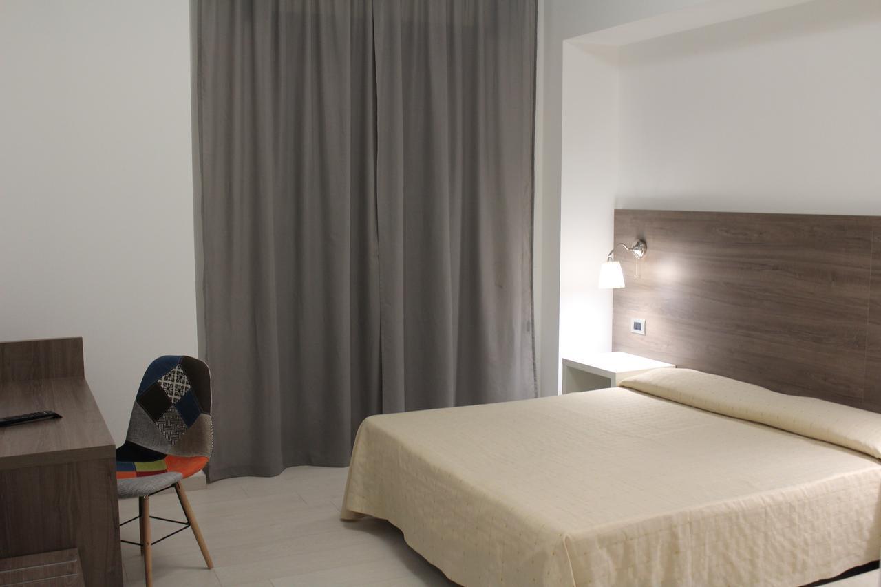 Hotel Miramare Cirò Marina المظهر الخارجي الصورة